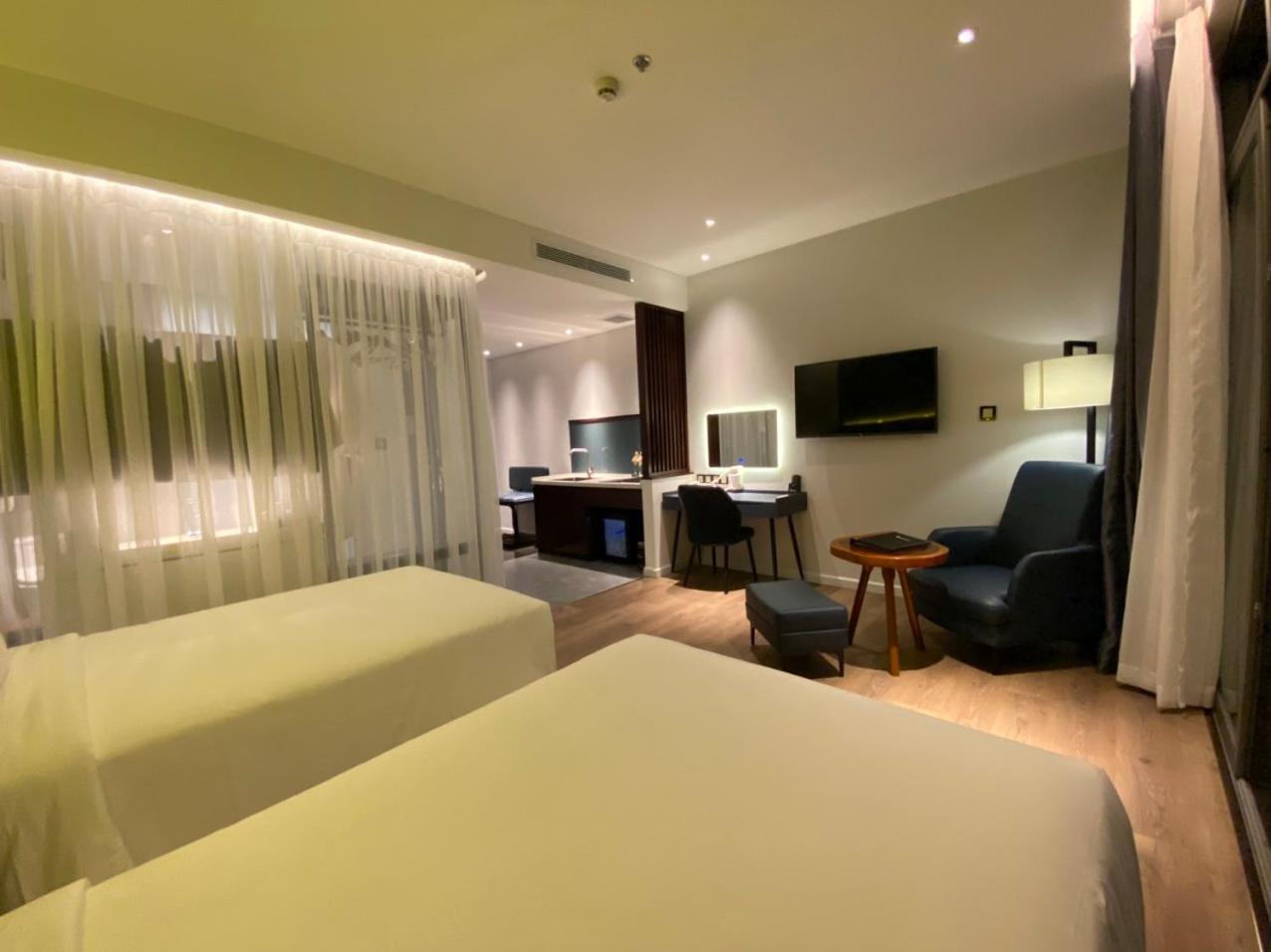 Newcc Hotel And Serviced Apartment Quảng Ngãi Eksteriør billede